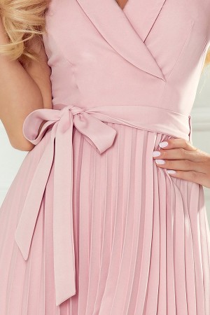 385-1 WENDY Plisuota prabangi rožinė suknelė su dirželiu