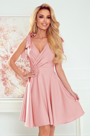 393-2 ROSALIA Rožinė romantiška suknelė surišama ties pečiais