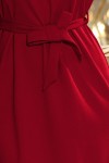 193-7 MAYA Suknelė su dirželiu - Burgundiškos spalvos