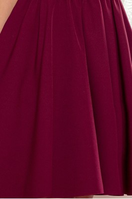 307-3 POLA Puošni bordo suknelė su klostėmis
